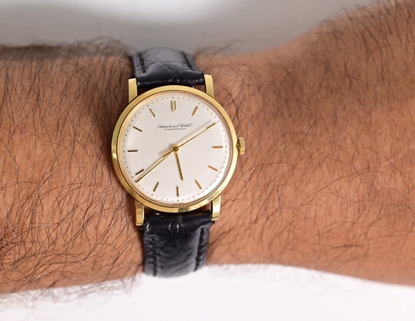 Vintage 18k Gold IWC SHAFFHAUSEN Winding Watch 1960s Reference R1205