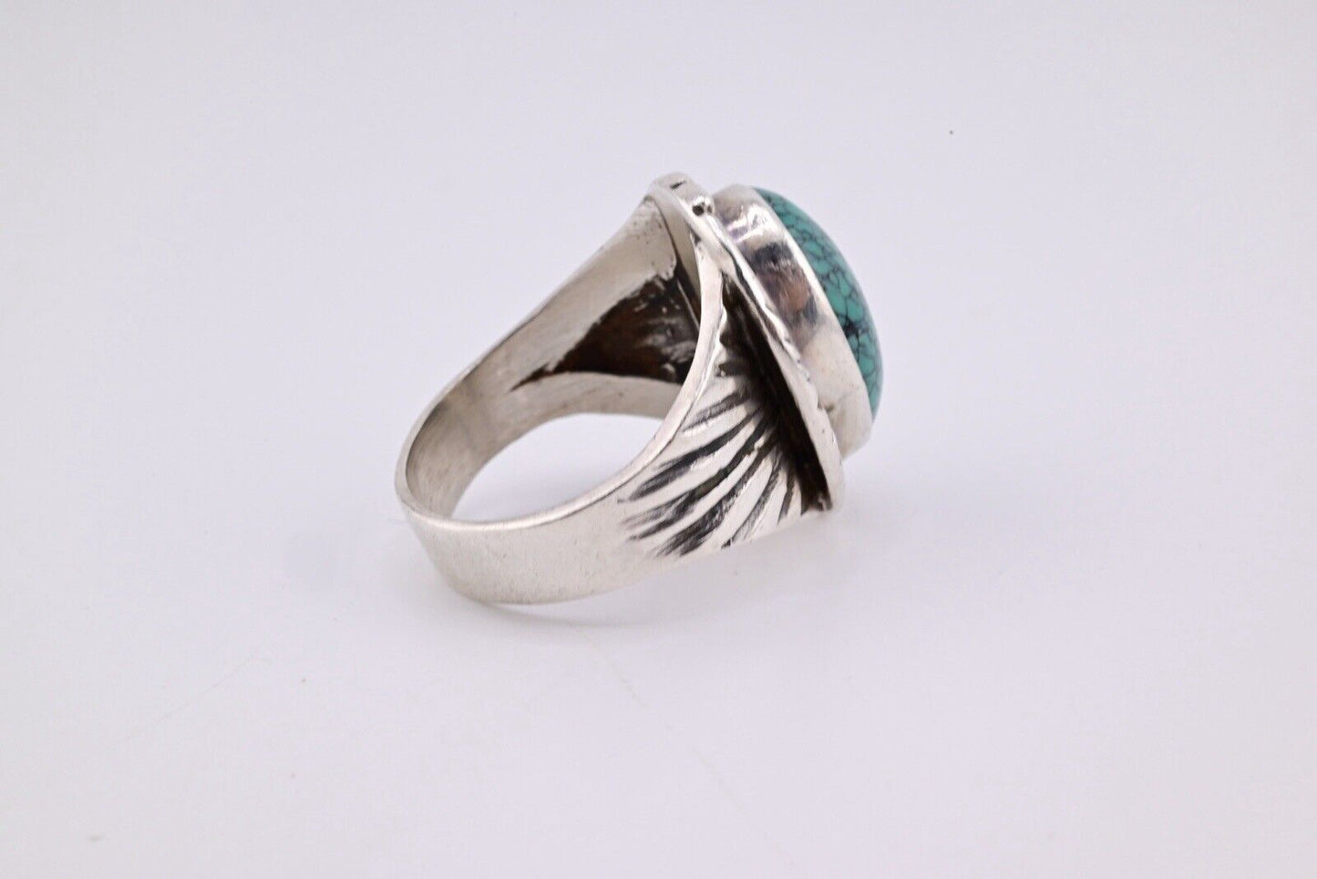 Outstanding American Indian Navajo Men’s Ring Fabulous Turquoise Circle JW