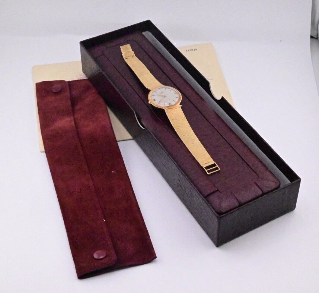 Exceptional Vintage Patek Philippe Calatrava 2506/1 18K Gold Box & Papers