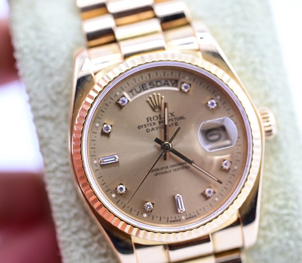 Rolex 18038 Single Quickset Presdiential Day Date 36 MM With Diamond Dial