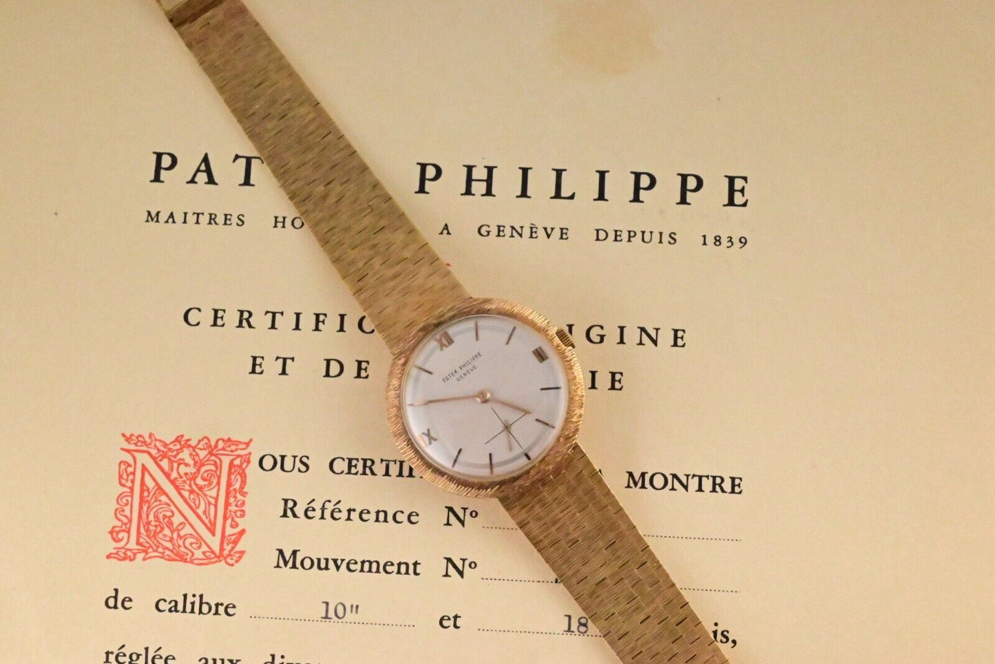 Exceptional Vintage Patek Philippe Calatrava 2506/1 18K Gold Box & Papers