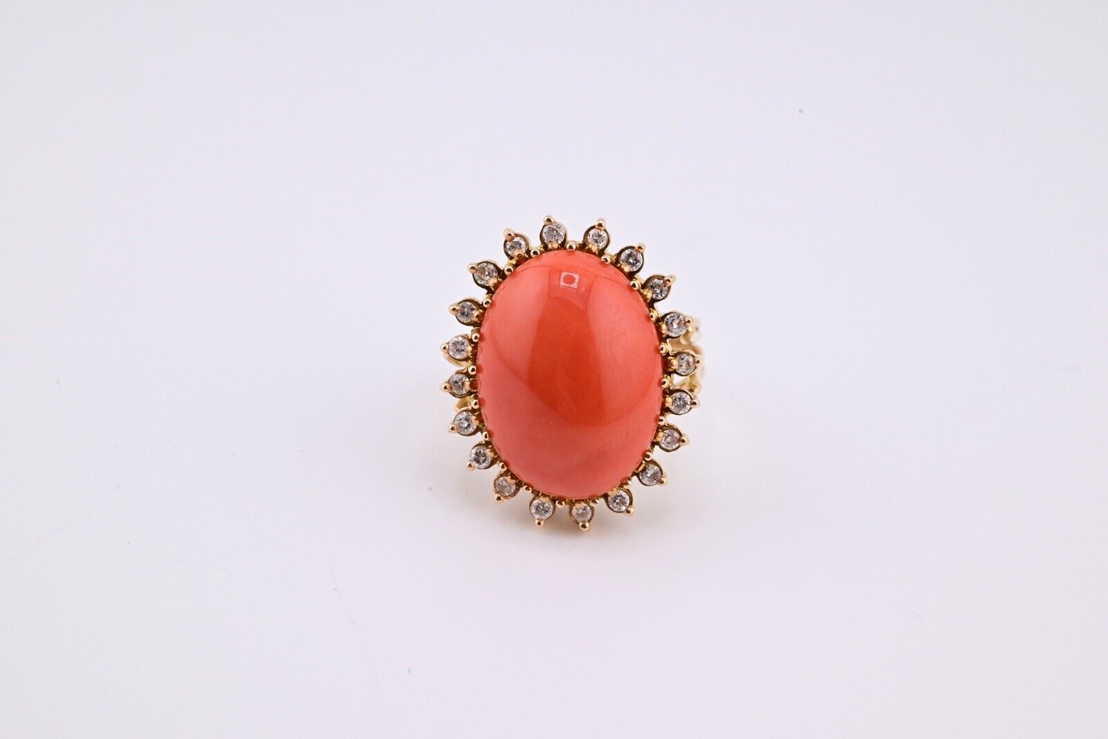 Marvelous Italian Momo Coral 14K Yellow Gold Ring Surrounded With Diamonds