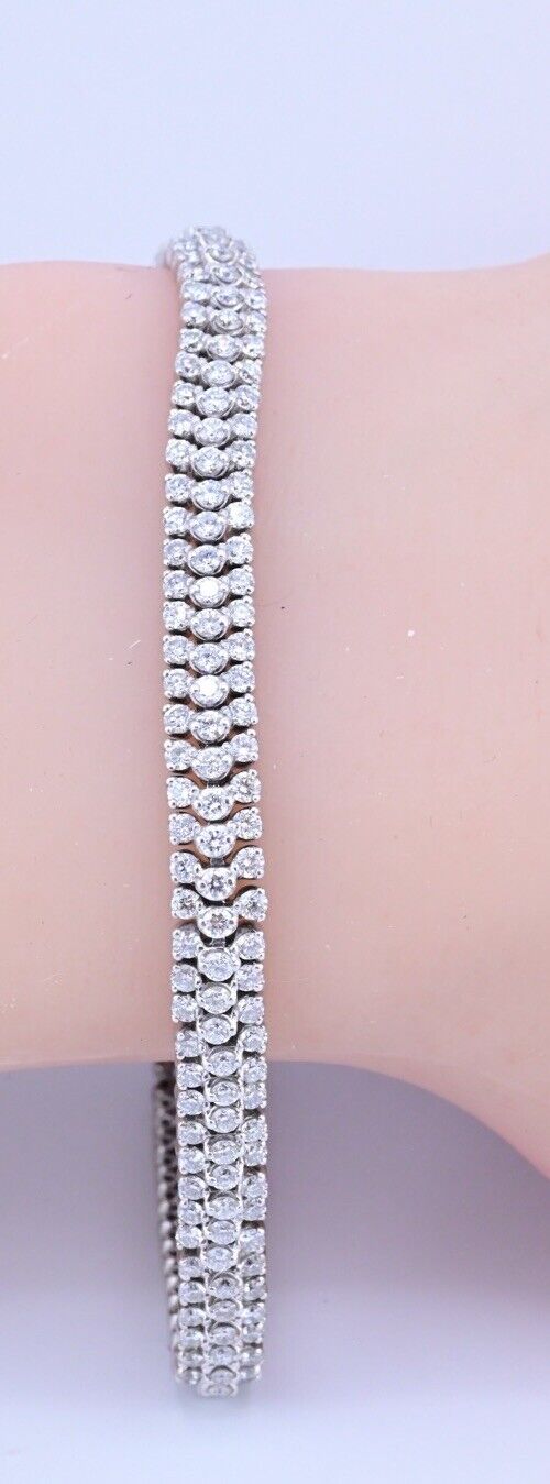 Exceptional 5 Carat Diamond Tennis Bracelet 18K White Gold GH Color SI Clarity