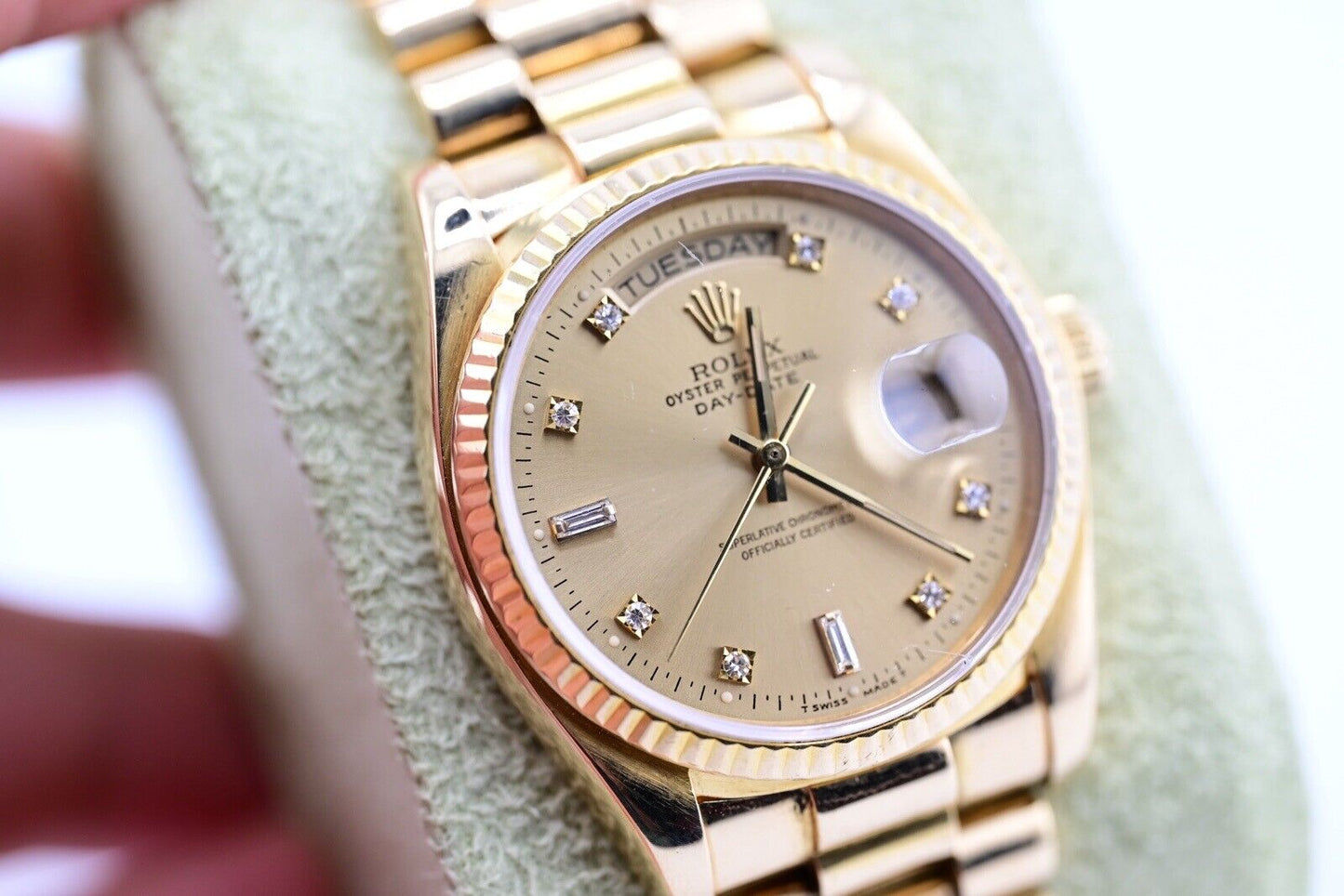 Rolex 18038 Single Quickset Presdiential Day Date 36 MM With Diamond Dial