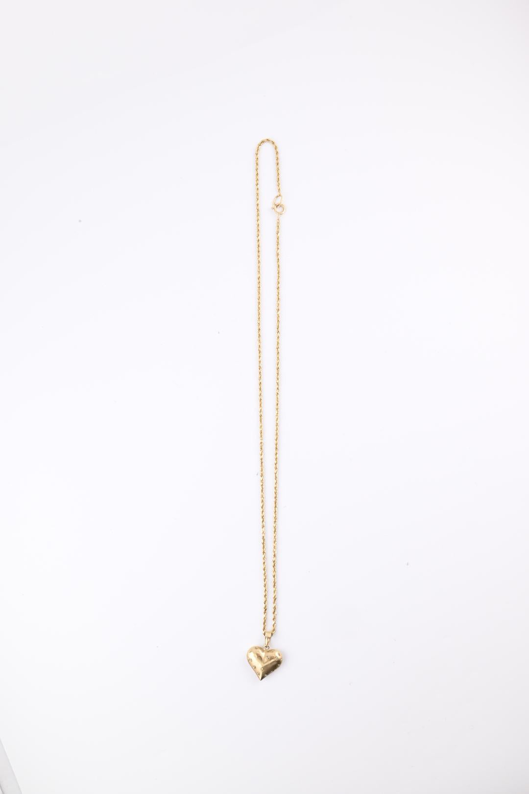 Fabulous 14K Yellow Gold Heart Shape Pedant & Chain