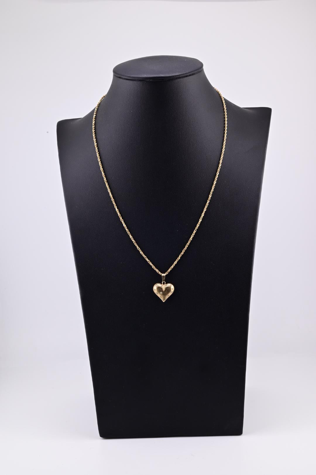 Fabulous 14K Yellow Gold Heart Shape Pedant & Chain