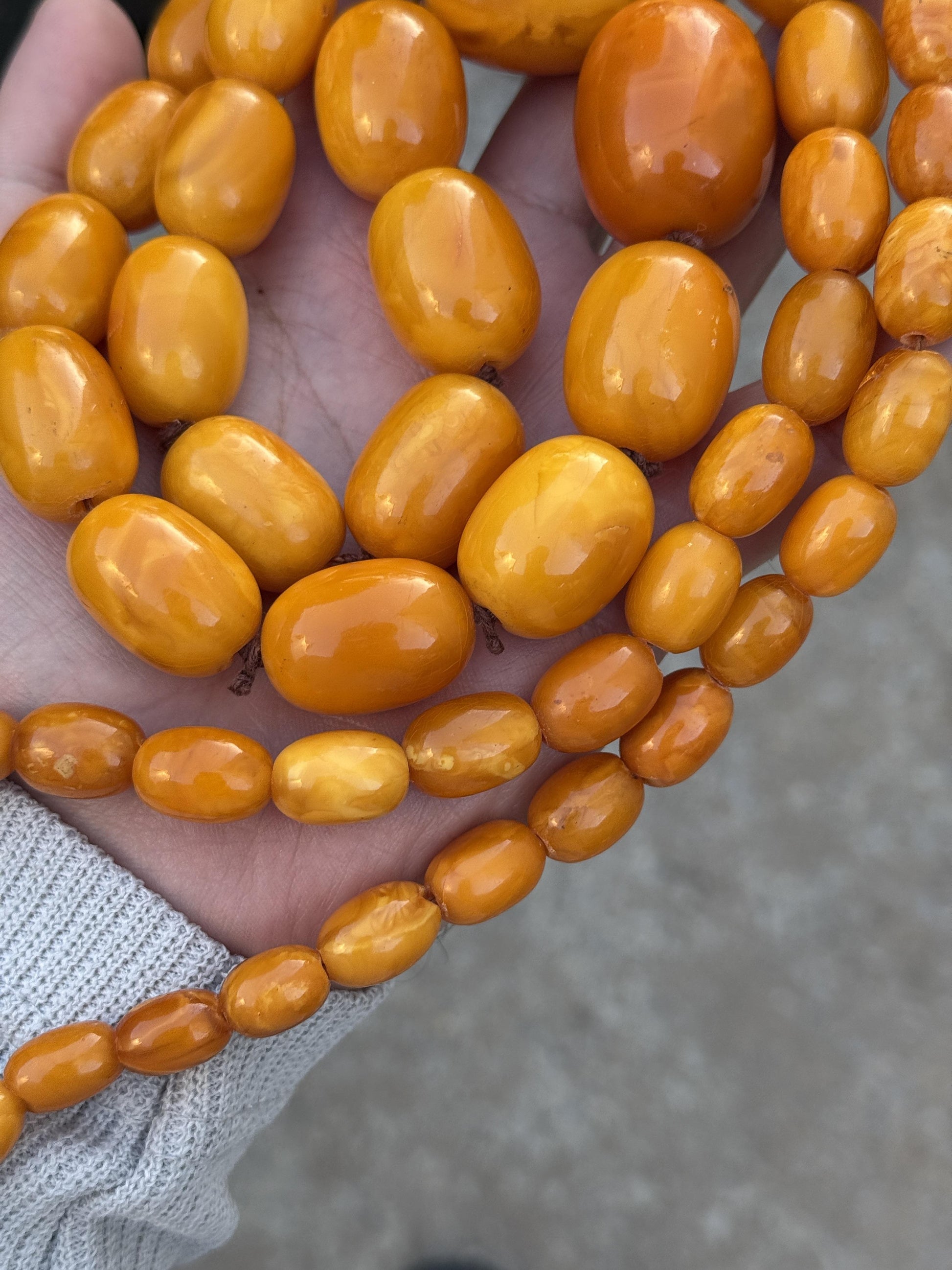 Gorgeous Antique Butterscotch Amber Necklace 155.8 Grams